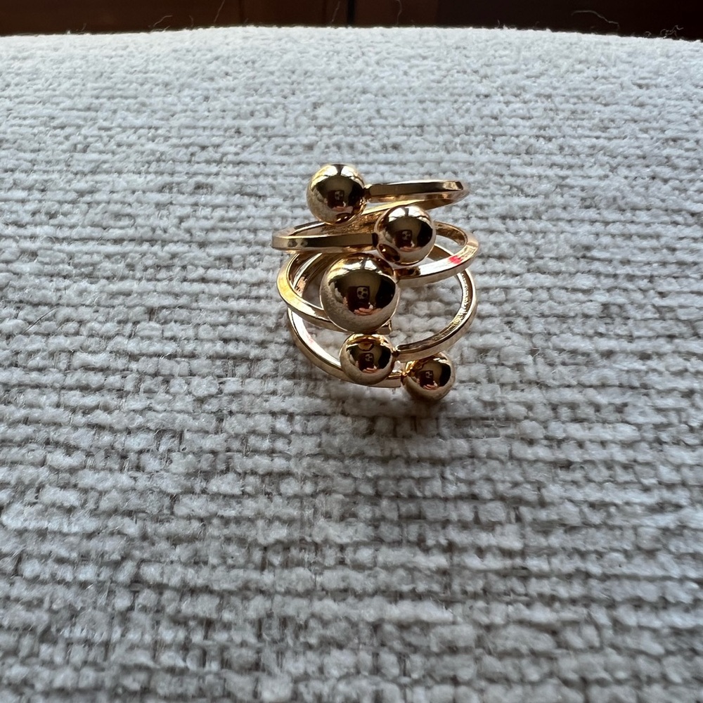 Elegant Gold Ball Ring